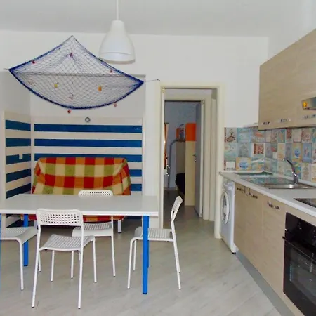 Apartamento M260 - Marcelli, Comodo Bilocale Con Garage