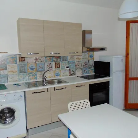 Apartamento M260 - Marcelli, Comodo Bilocale Con Garage Marcelli