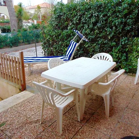 M260 - Marcelli, Comodo Bilocale Con Garage * מרצ'לי