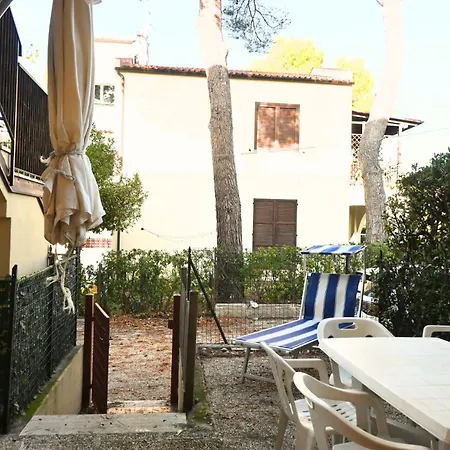 דירה M260 - Marcelli, Comodo Bilocale Con Garage מרצ'לי